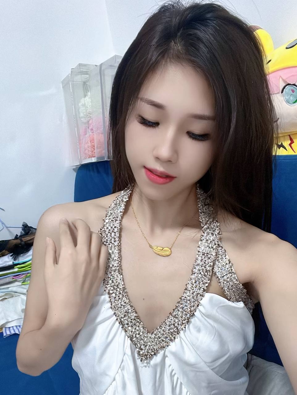 缅甸老街人，长期活动在腊戌，小勐拉，这三个都是缅华！