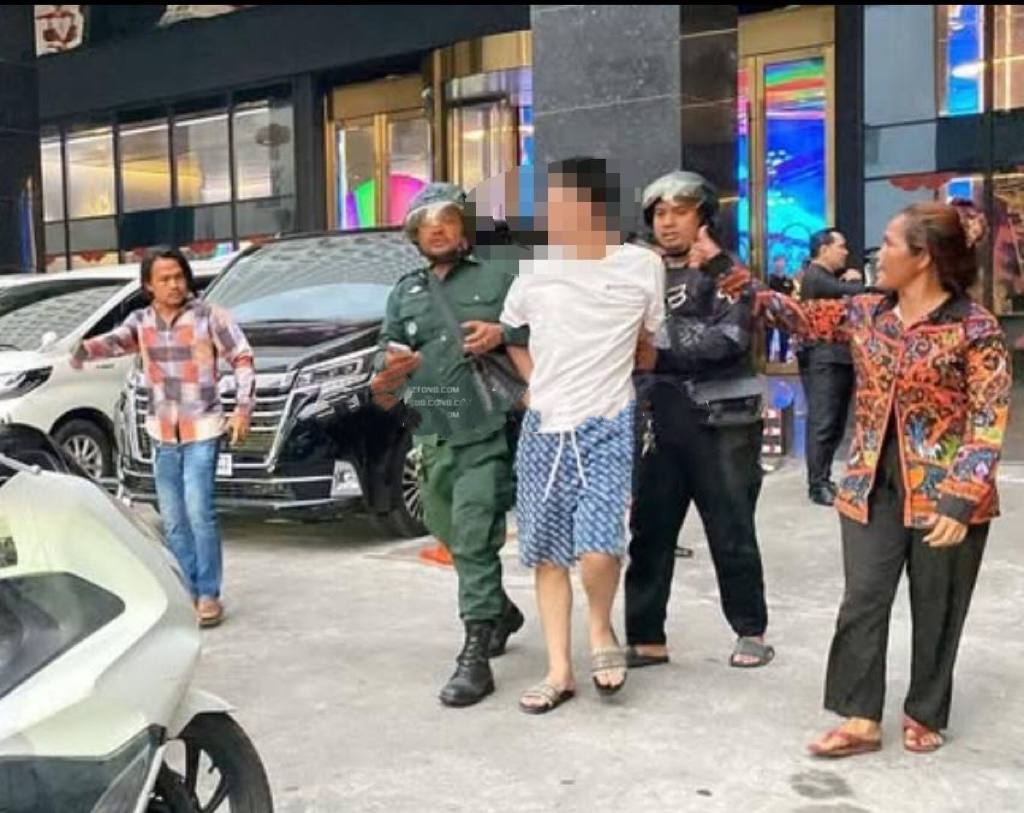 和美女网聊奔现，发现其竟是“人妖”！金边一中国男子当街揍人