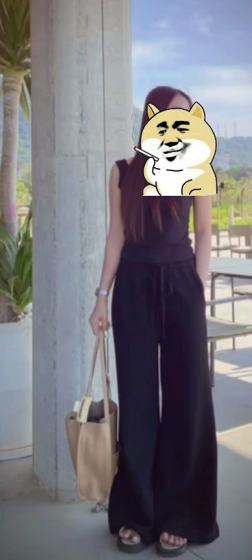我兄弟找的一个本地的女朋友，我们在木牌，我兄弟跟这个女生在酒吧认识，这女生跟我兄
